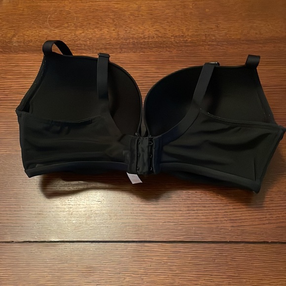 Cacique Plunge Bra 38DDD. Black. - Picture 2 of 6